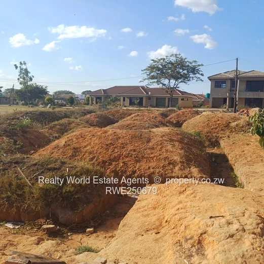 Ruwa Chipukutu Stand For Sale  (Sole Mandate)