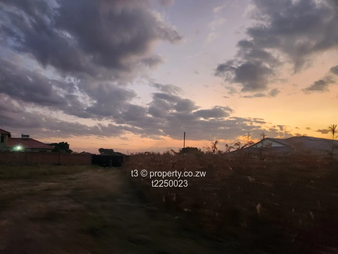 Residential Stand with Cottage for Sale in Sunway City, Harare East