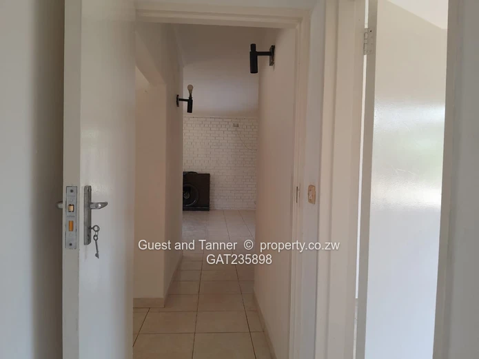 3 Bedroom House for Rent in Hatfield - Rates included