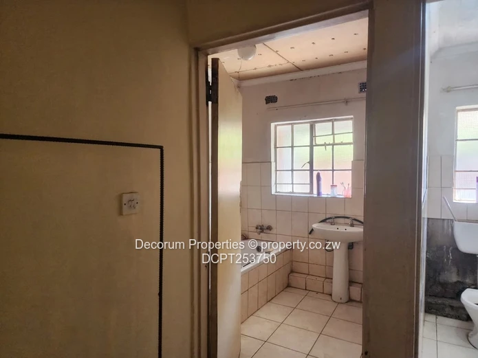 Westlea House For Sale (Sole Mandate)