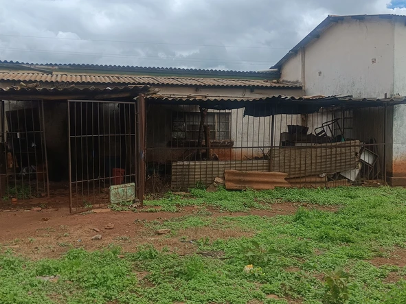 Farm & Agricultural Land