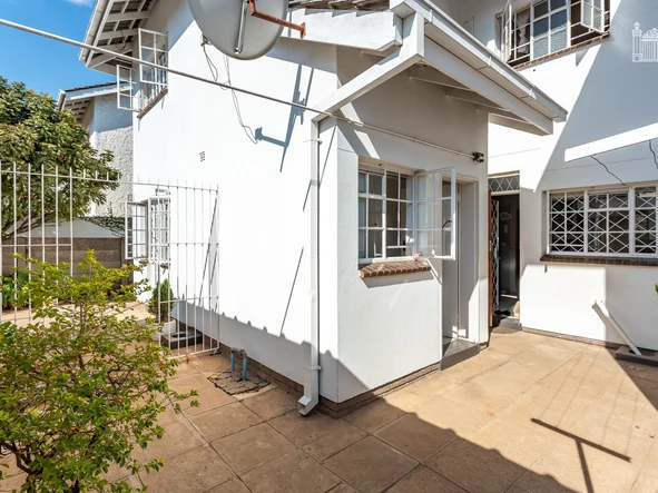 4 Bedroom Garden Flat