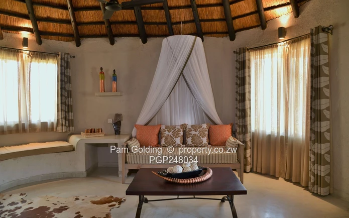 Own a piece of paradise in Mica Point Kariba