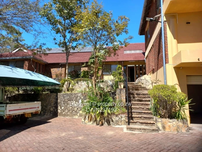 Glen Lorne Folyjon House For Sale 