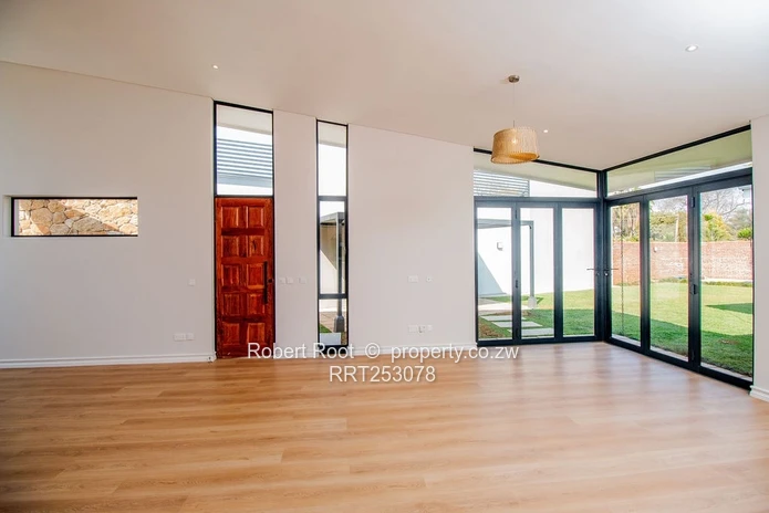 NEWLANDS - EXCEPTIONAL TOWNHOUSE (with Pool)