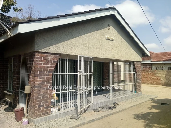 Mainway Meadows House, Waterfalls (Sole Mandate)
