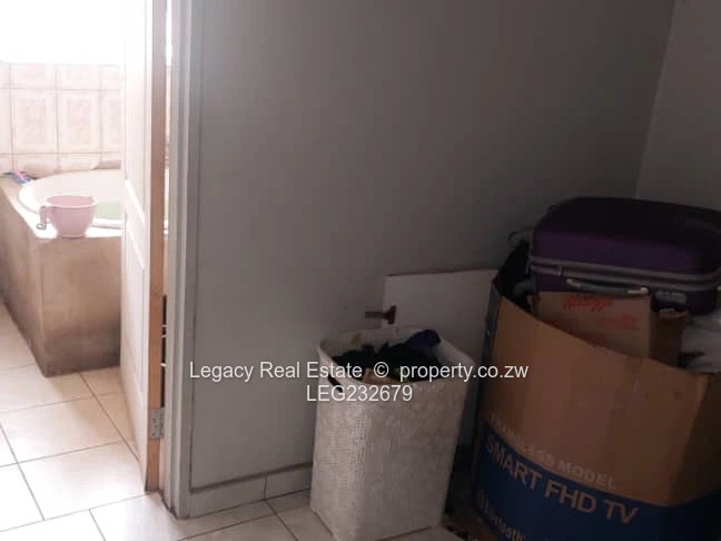 Secure and Comfortable Riverside Home in Glen View 1