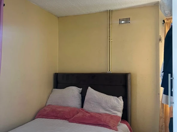 3 Bedroom Flat & Apartment