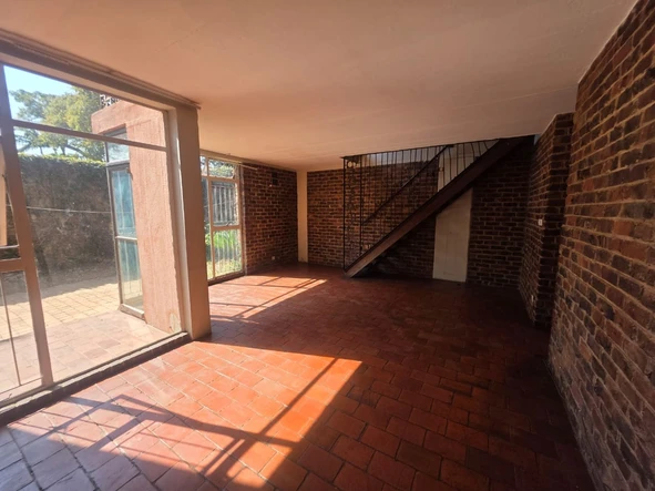 2 Bedroom Garden Flat