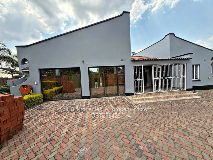 Neat Adylinn 4-Bed Home Available 