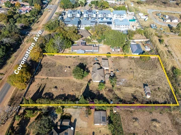 Commercial & Industrial Land