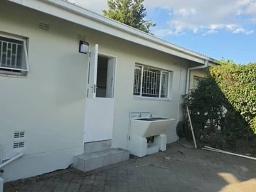 3 Bedroom Garden Flat