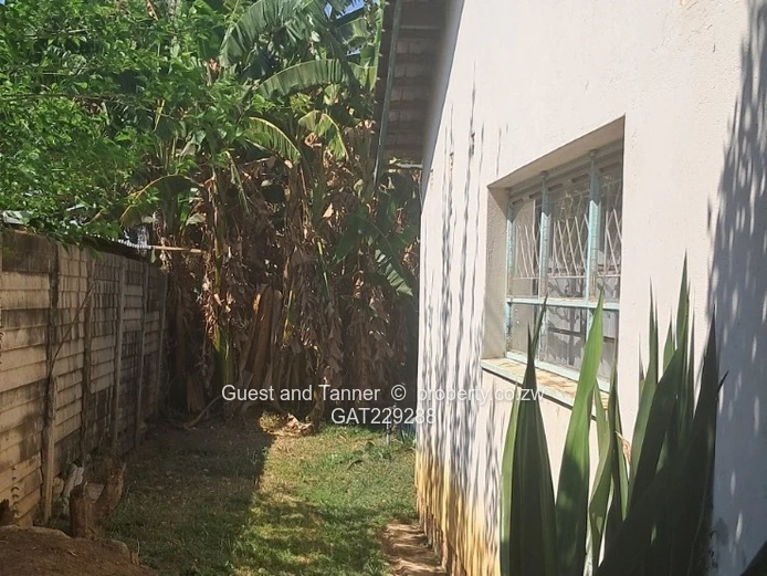 4-bedroomed house is situated in the desirable Sunridge area