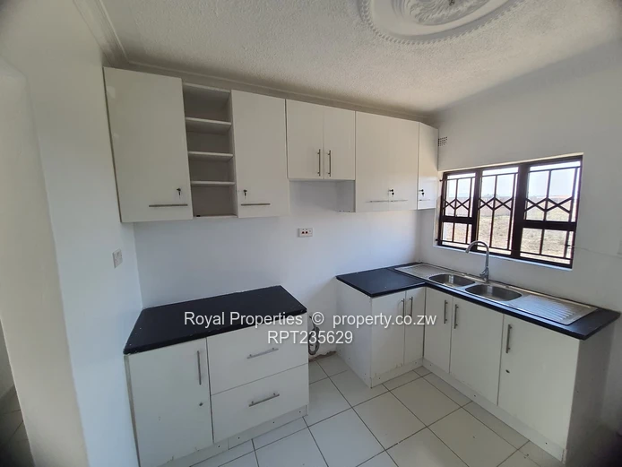 Mvurwi (Kurai Extension)