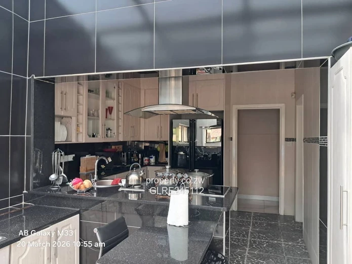 Eastlea 4-Bed Home with Modern Kitchen, Borehole & Garage