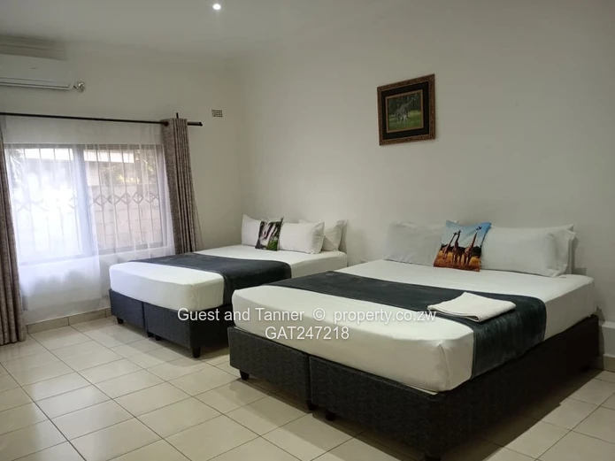 Vic Falls Self Catering Cluster Apartments with Title Deed