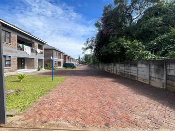 Garden Flat for sale in Greendale 