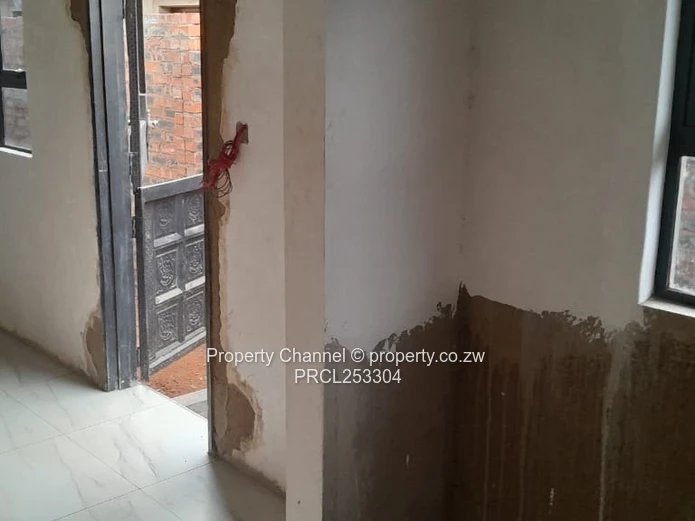 4-Bedroomed House in Glaudina — Walled & Tiled