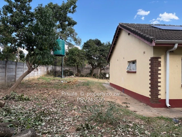 Braeside property for Rent  (Sole Mandate)