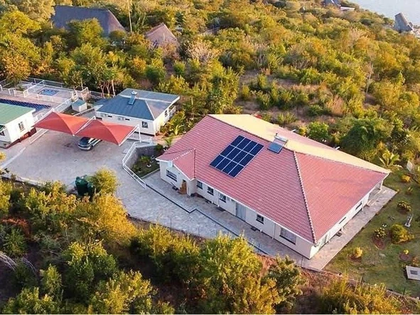 7 Bedroom House