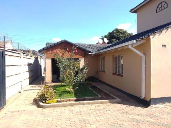 4 Bedroom House
