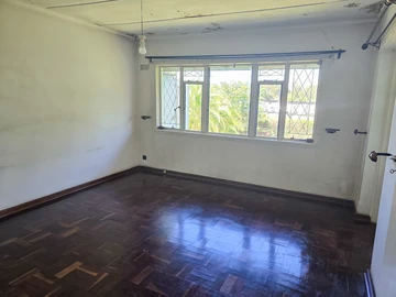 3 Bedroom Garden Flat