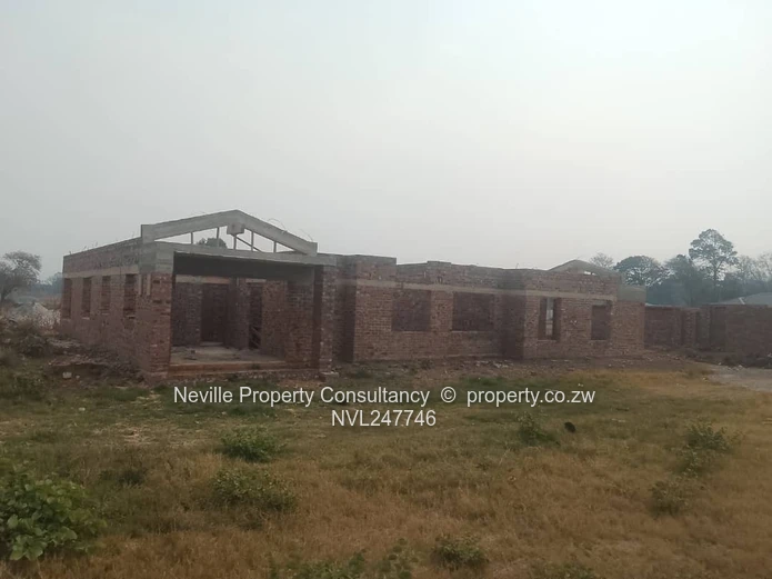 Greendale 2000m² with incomplete house