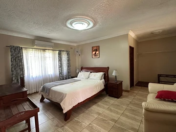 8 Bedroom House