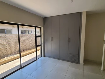 3 Bedroom Garden Flat