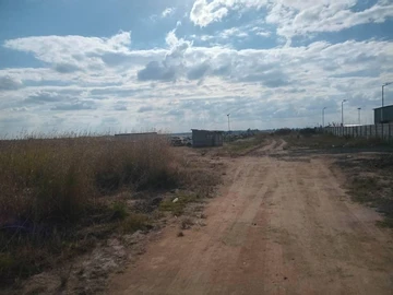 Commercial & Industrial Land