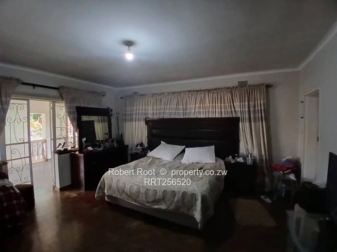 Massive 5-bedroom double-storey property with excellent road visibility.