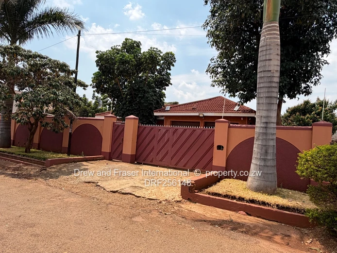 WestgateArea D 4-Bed Home: Gated, Borehole $220k