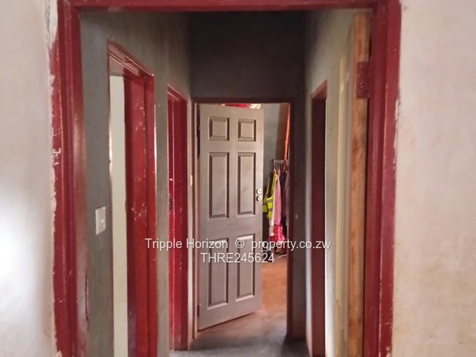 Gletwin Chishawasha 3 bedroom cottage for sale 