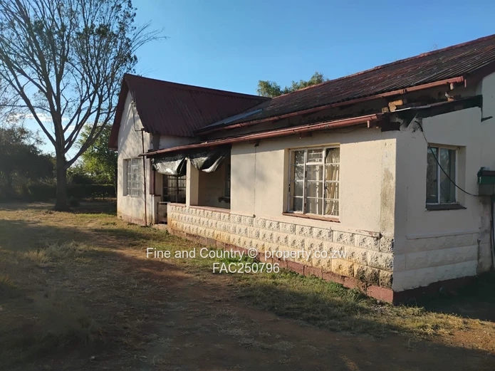  5.8 Acre Plot For Sale – Woodville