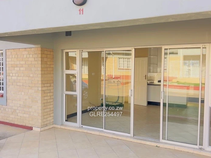Bright 2-Bed Home with Borehole & Sliding Patio Doors — Newlands