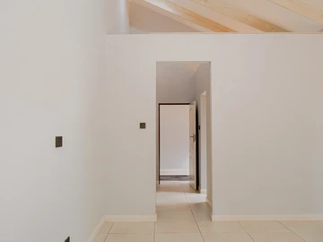 3 Bedroom Flat & Apartment