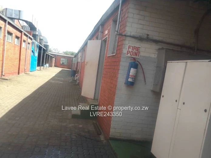 Belmont Red-Brick Warehouse & Factory — 3.8ha, Borehole (Sole Mandate)