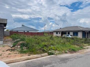 Mabvazuva 400m2 stand  $28 000.Developer Cession.Fully serviced and ready for title