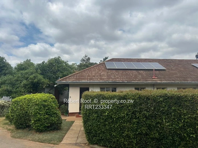 3 bed flat in Mount Pleasant