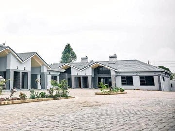 3 Bedroom Garden Flat