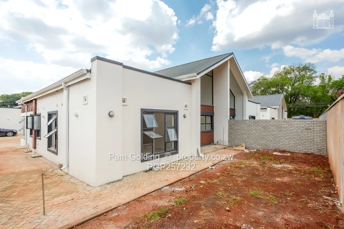 Spacious 3 Bedroom Cluster(semi-detached) for sale in Pomona