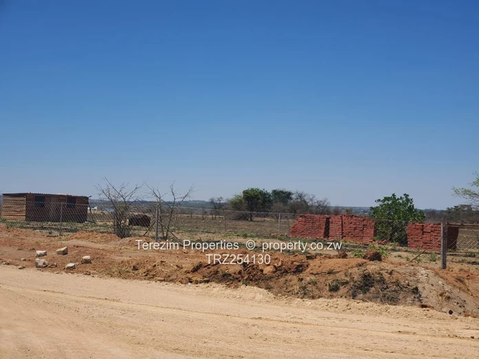 Rusape Alloa Brooke Stands for sale – Gated Community