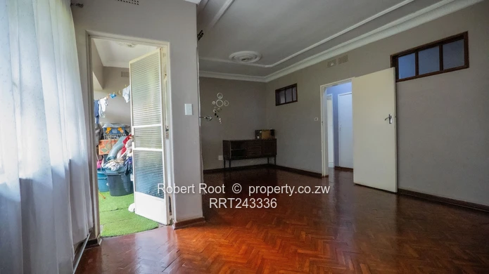 Spacious 3-Bedroom Flat to Let – Avondale (Oxford Road) (Sole Mandate)