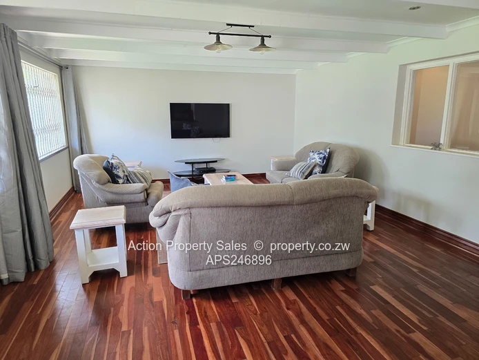 Lovely Fully Furnished House! 