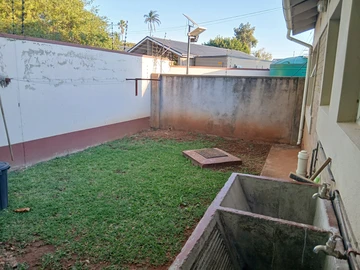 2 Bedroom Garden Flat
