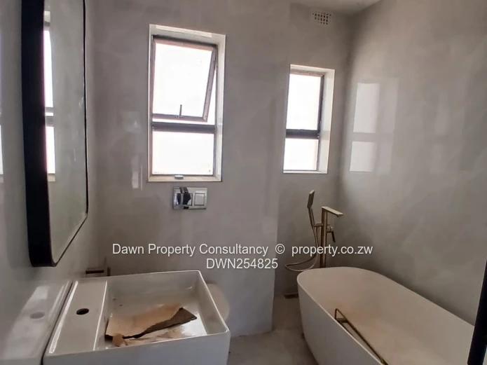 Greendale 3-Bedroom Cluster for Sale – Spacious Living & Prime Investment