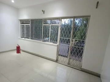 2 Bedroom Garden Flat