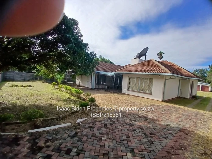 Mabelreign 4 Bedroom House