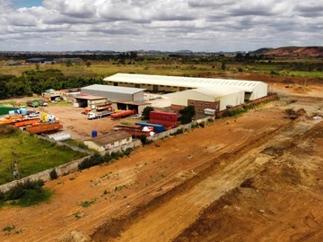 Commercial & Industrial Land