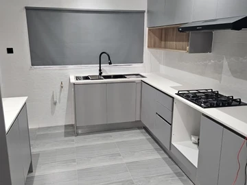 3 Bedroom Flat & Apartment